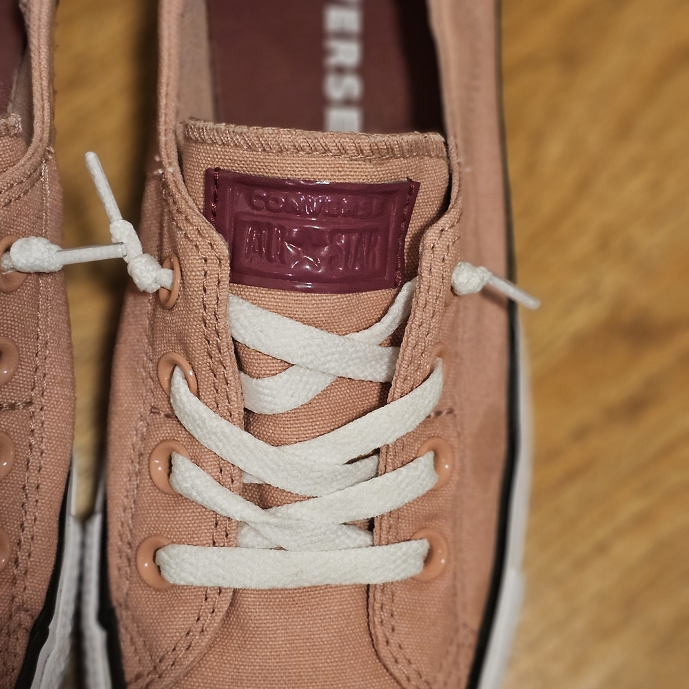 Converse Women's Sneakers in Pink and White - Picture 3 of 11